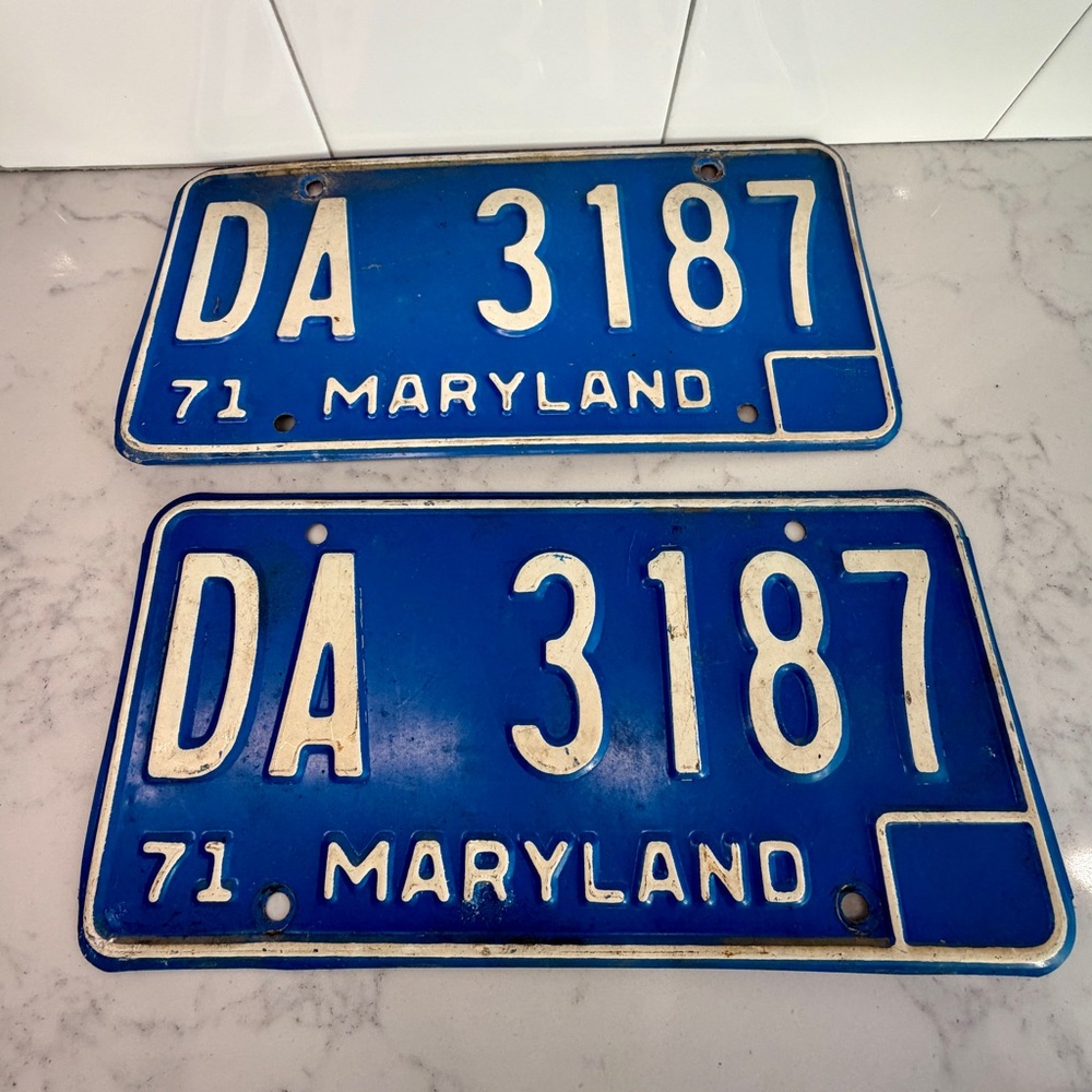 Vintage 1971 Maryland License Plates
